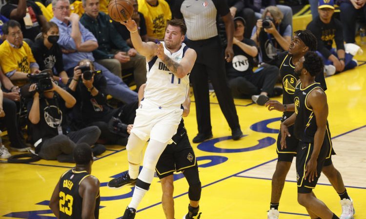 Dončić razpoložen v prvi akciji na pripravljalnih tekmah lige NBA