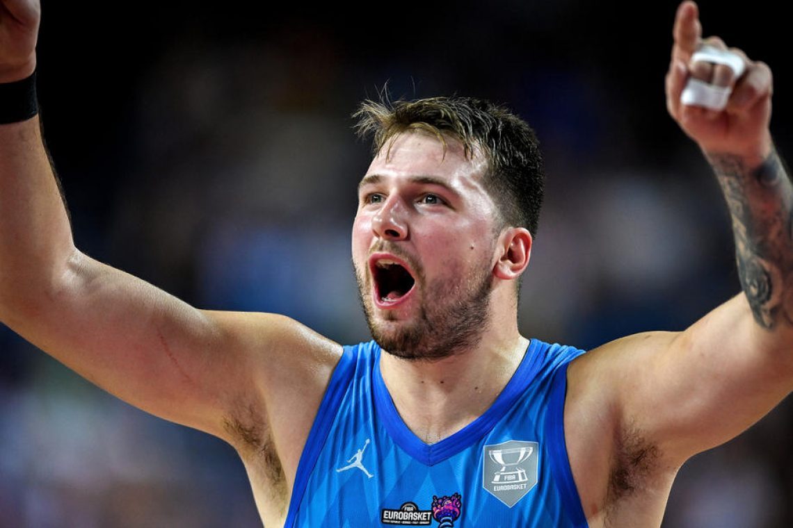 Luka Dončić je s 44 točkami vodil Dallas do zmage nad Orlandom