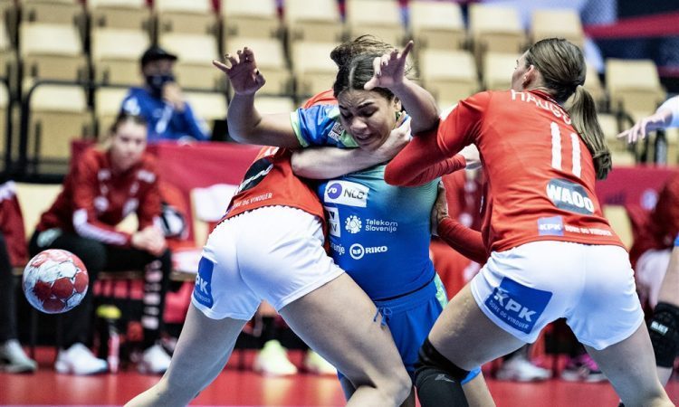 Slovenske rokometašice danes v Celju z Dankami