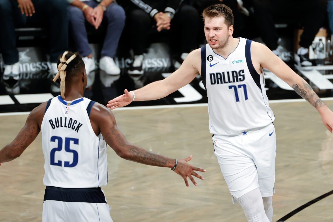 Dončić ob zmagi še devetič zapovrstjo presegel mejo 30 točk