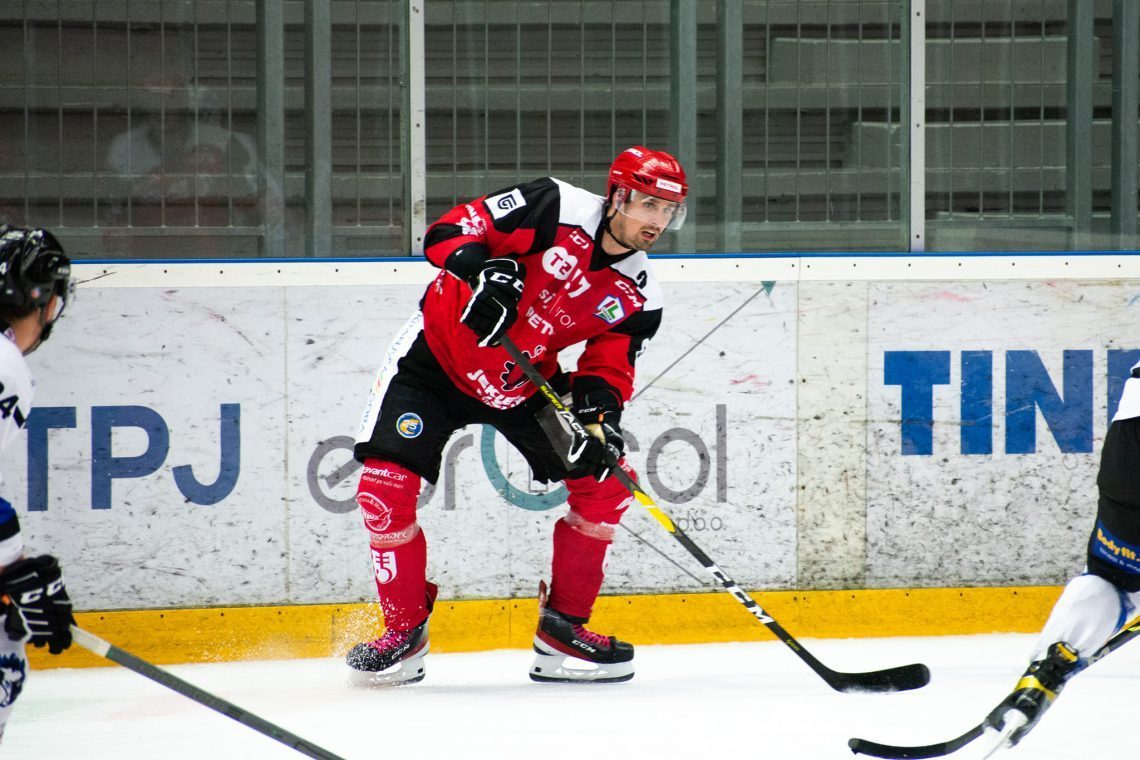 Jeseničani po podaljšku do prve zmage v Cardiffu