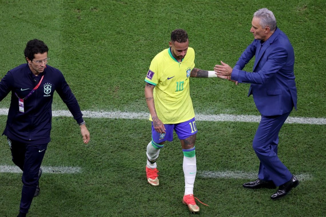 Neymar in Danilo zaradi poškodb ob tekmo s Švico, oba vprašljiva tudi za tekmo s Kamerunom