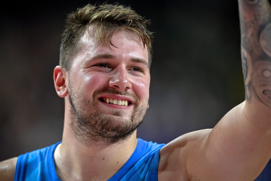Trojni dvojček Luke Dončića za tesno zmago Dallasa
