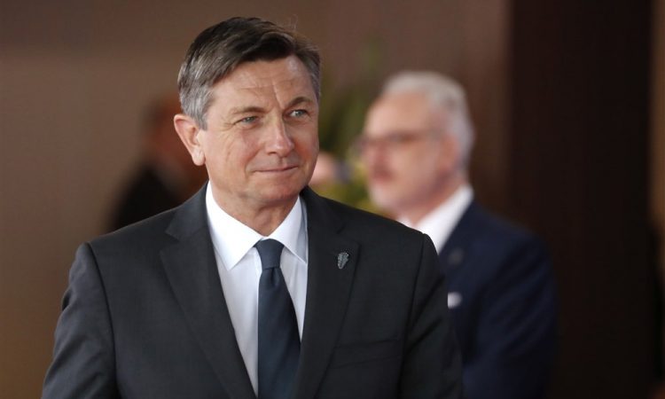Pahor Gorazdu Pučniku vročil očetov zlati red za zasluge
