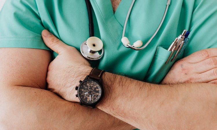 Združenje zdravnikov družinske medicine s predlogi rešitev za primarno zdravstvo