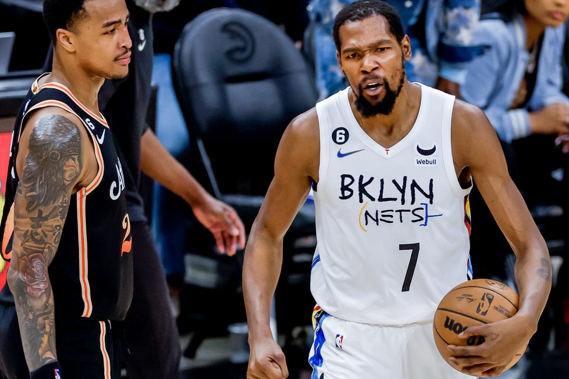 Liga NBA se bo drastično spremenila: Kevin Durant prestopil k Sunsom