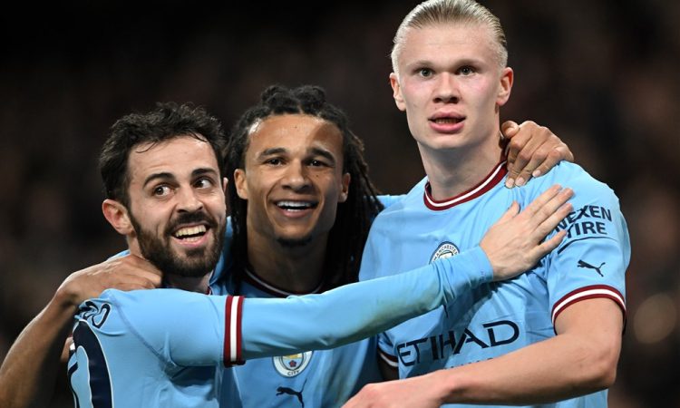 City premagal Arsenal in mu prevzel vodstvo