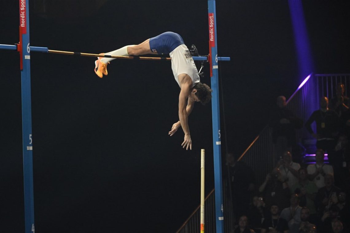 Duplantis postavil nov svetovni rekord v skoku s palico