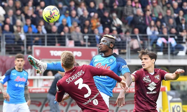 Napoli uspešen tudi v Torinu, Lazio boljši od Rome