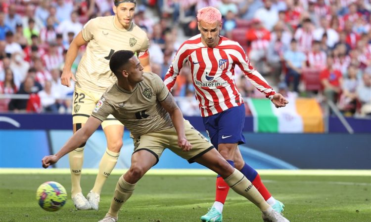 Atletico boljši od Almerie, spodrsljaj Barcelone