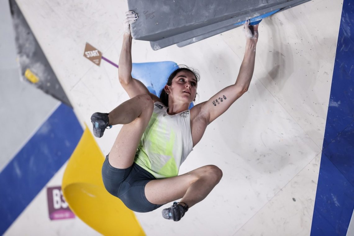 Za športnimi plezalkami uspešen začetek olimpijskih kvalifikacij 