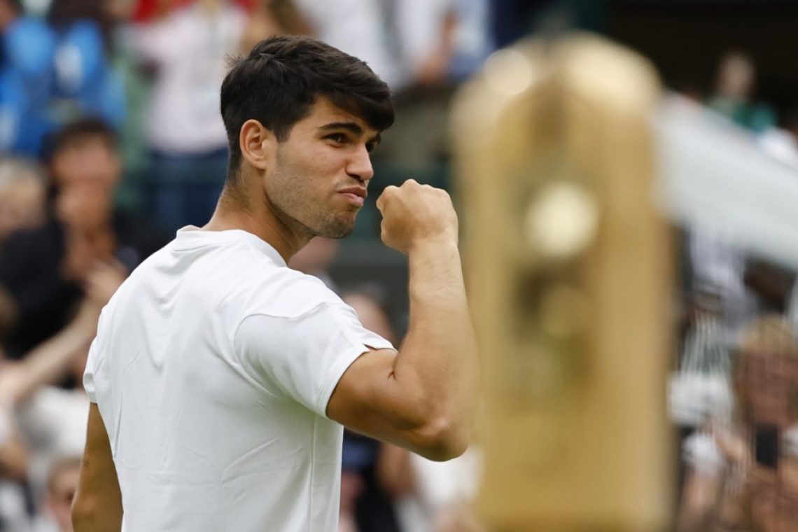 Alcaraz in Gauff brez težav naprej