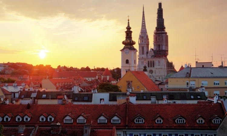 Na Hrvaškem skoraj polovica prebivalcev težko pokriva osnovne stroške