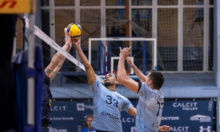 Kamničani suvereno do prve četrtfinalne zmage