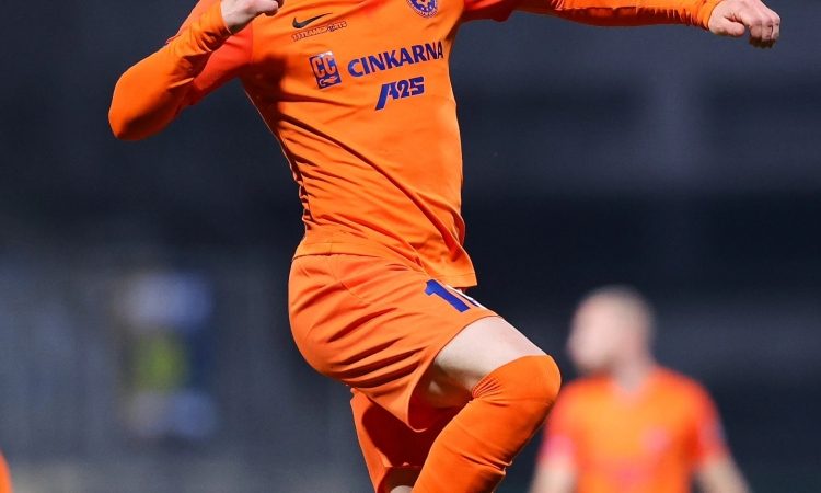  Nogometaši Domžal so izgubili proti Celju z 0:1