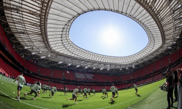 Tottenham in Manchester United nocoj v boju za evropski naslov