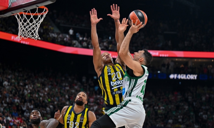 Košarkarji Fenerbahčeja prvi finalisti evrolige