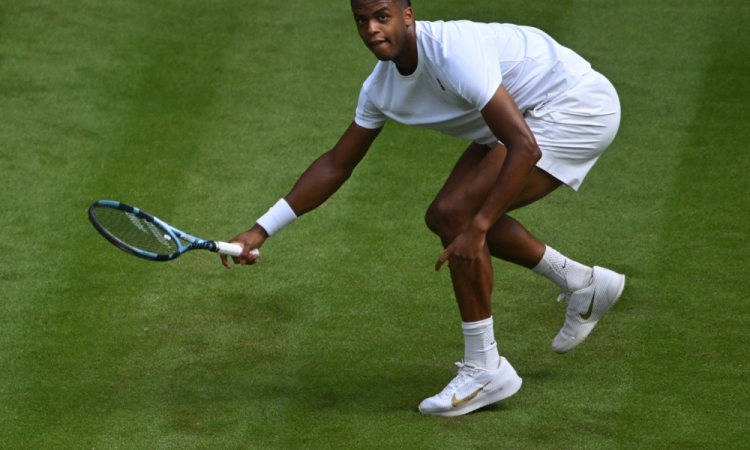 Mpetshi-Perricard z rekordno hitrostjo servisa v Wimbledonu