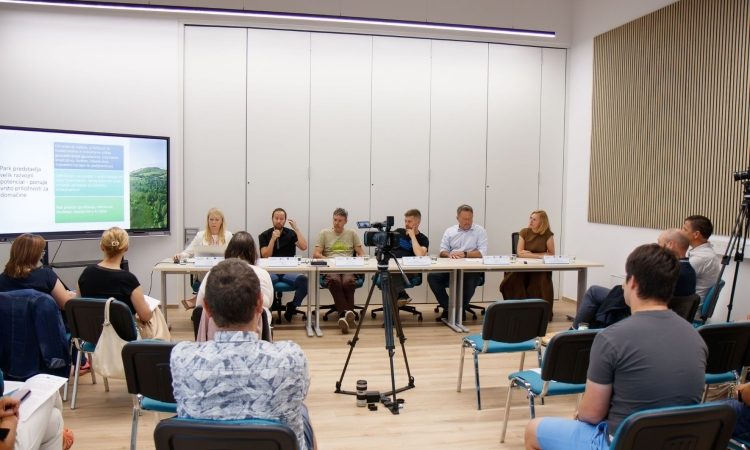 Ilirska Bistrica želi območje Snežnika povezati v regijski park