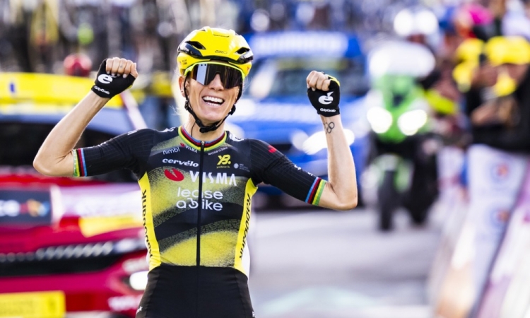 Francozinji Pauline Ferrand-Prevot zahtevna etapa in rumena majica na Touru