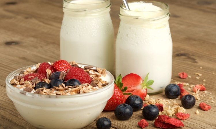 Jogurt lahko največ koristi prinese, če ga uživamo ob pravem času