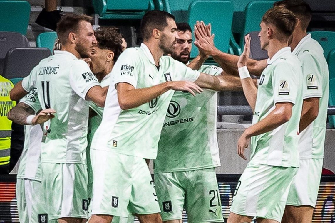Urbančič odločil večni derbi v korist Olimpije
