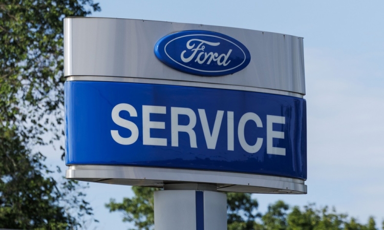 Ford v ZDA odpoklical 1,5 milijona vozil zaradi napake vzvratne kamere