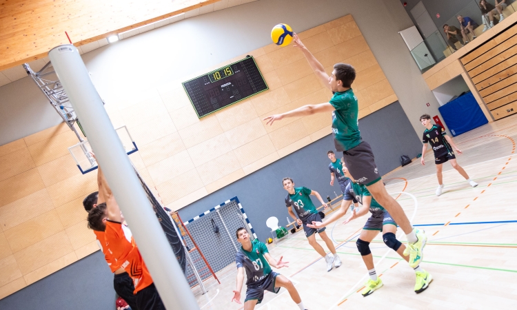 Odbojkarski Pokal Novega mesta osvojili Kaštelani