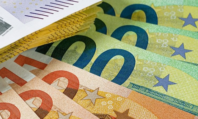Evropa razkrila enega največjih davčnih škandalov