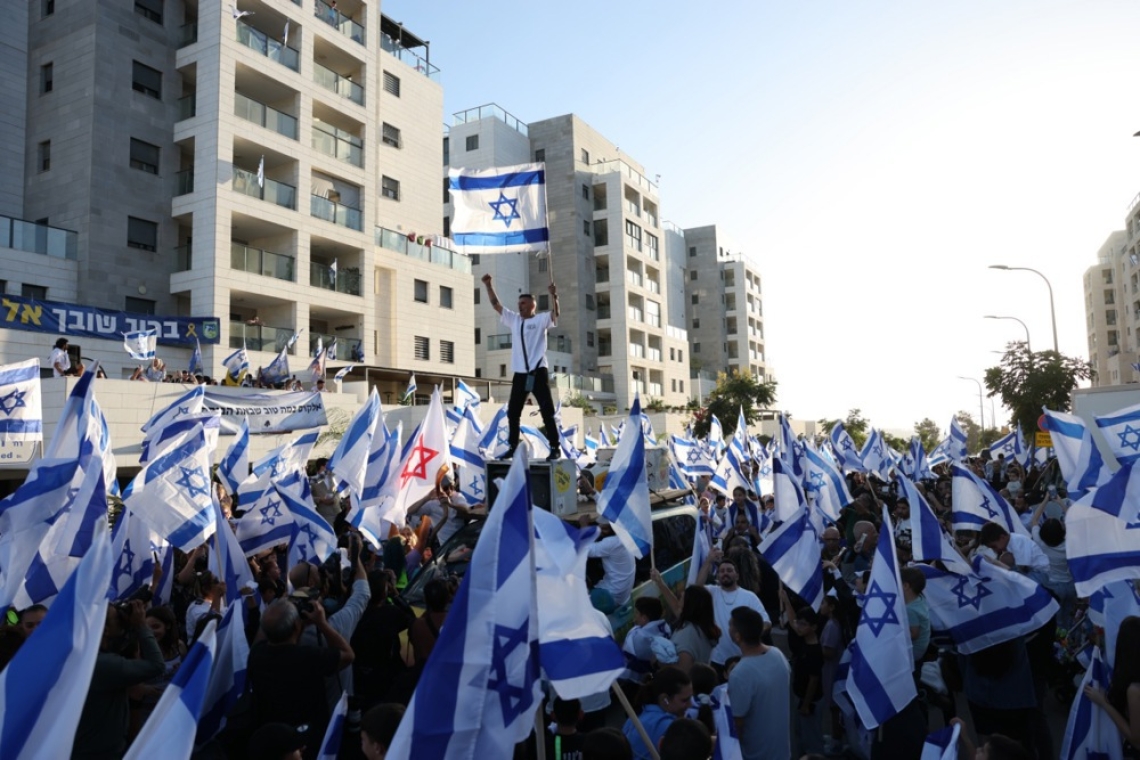 Trump opozoril Hamas, v Gazo poslali novo truplo talca
