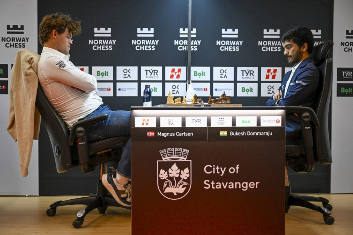 Magnus Carlsen šestič svetovni prvak v pospešenem šahu