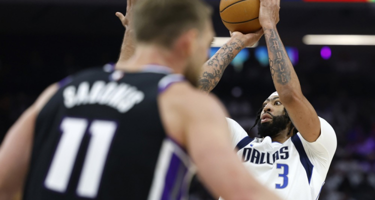 Nov kadrovski pretres v Dallasu, Davis odhaja v Washington