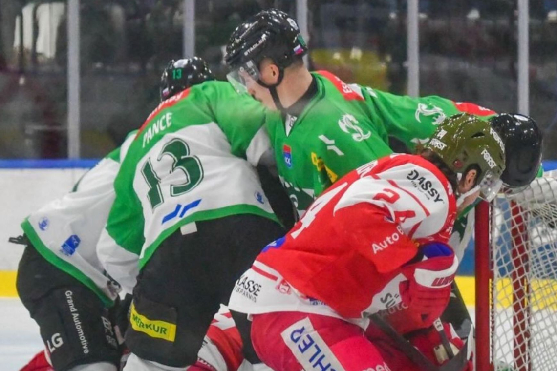 Ljubljanski hokejisti polfinalisti lige ICE 