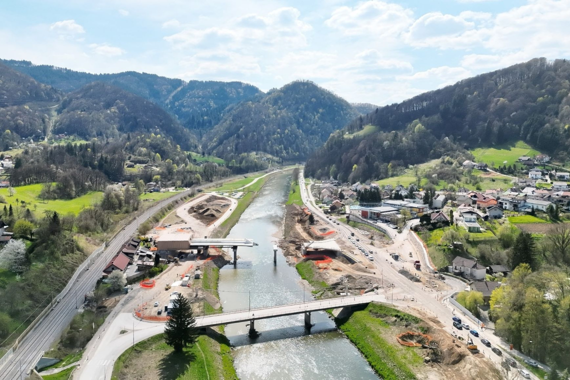 Začenja se rušenje mostu na Polulah in prometne zapore