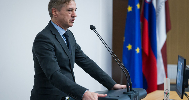 Golob računa na izvolitev predsednika DZ še danes