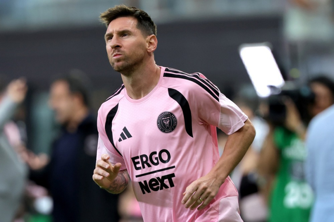 Messi se je izognil hujši poškodbi mišice