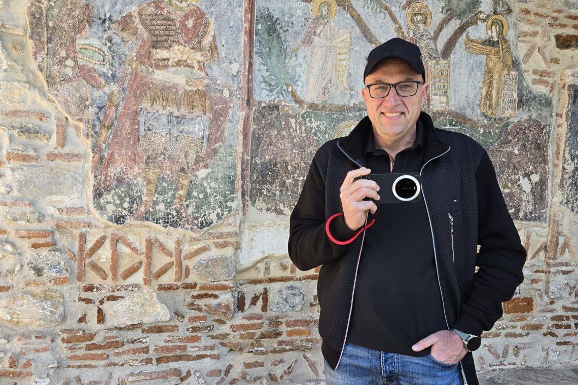 Peter Irman: Kralj detajlov v rokah fotografa