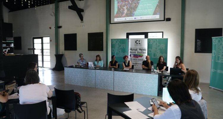 Poletni kino ob Soči prinaša filme na trge, dvorišča in vaška središča